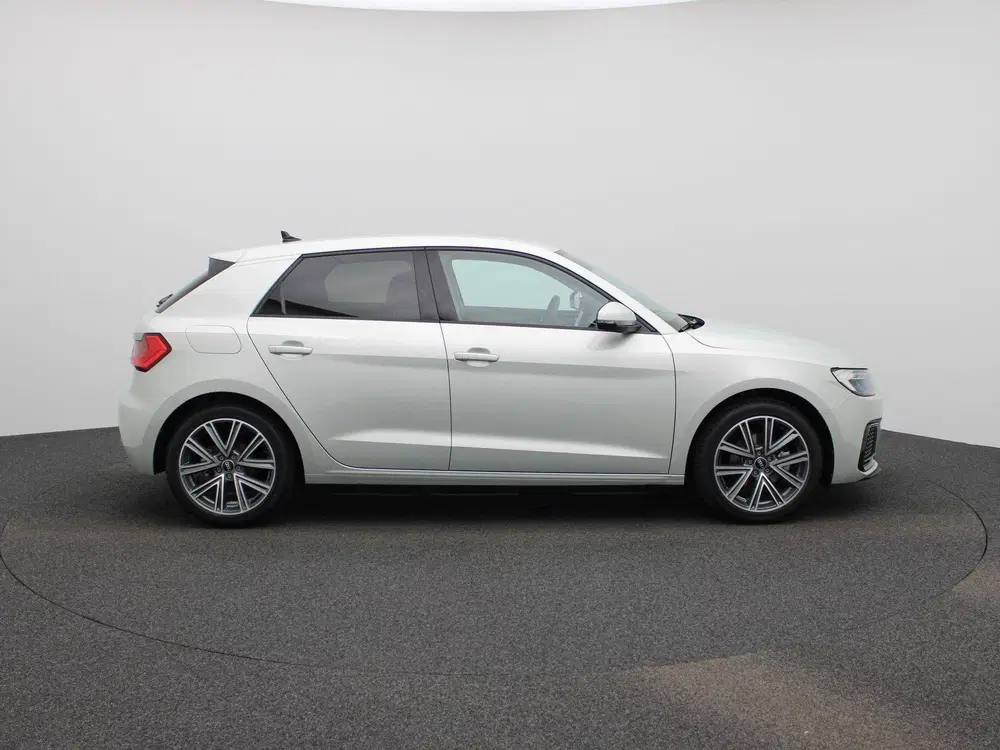Audi A1 30 TFSI Advanced edition l Adaptive cruise uit 2025, foto 6