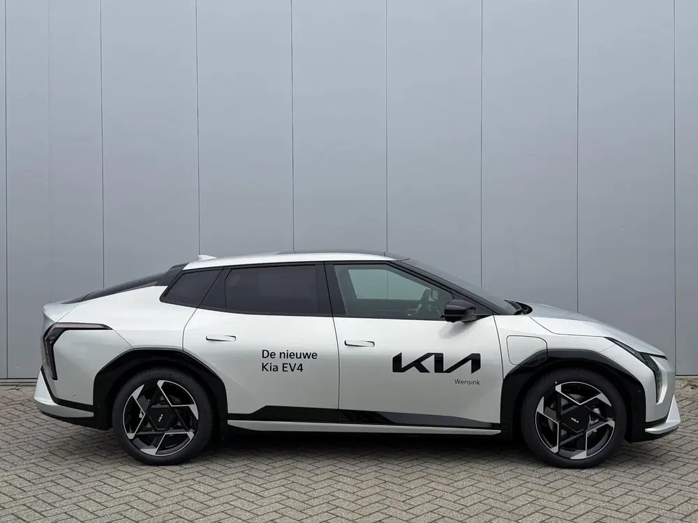 Kia EV4 GT-PlusLine 81.4 kWh uit 2025, foto 3