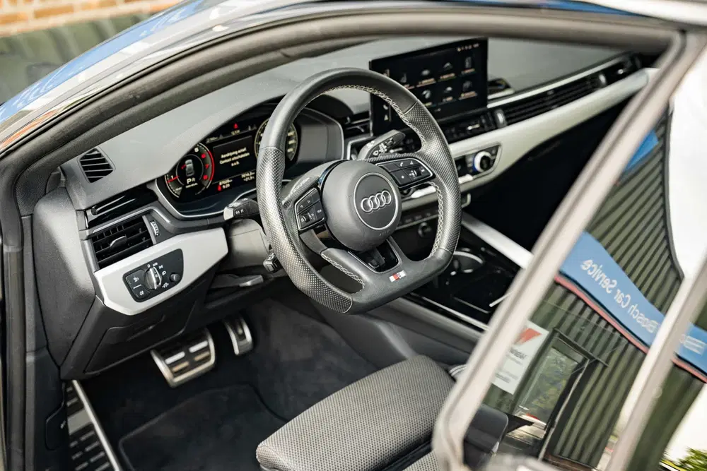 Audi A5 40 TFSI S edition Competition uit 2023, foto 11