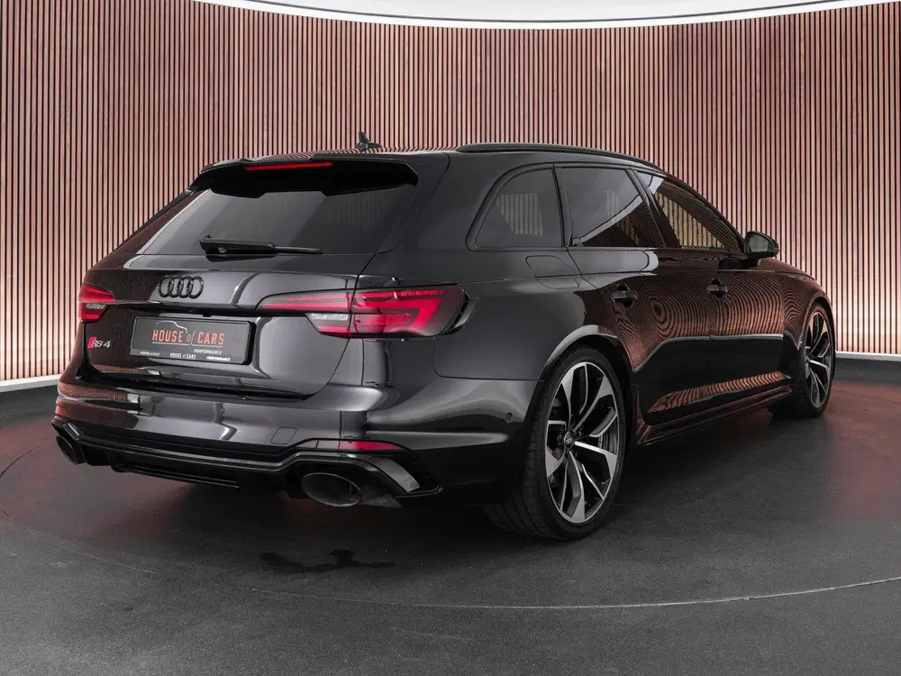 Audi RS4 2.9 450pk TFSI Quattro Pro Line Plus uit 2019, foto 2