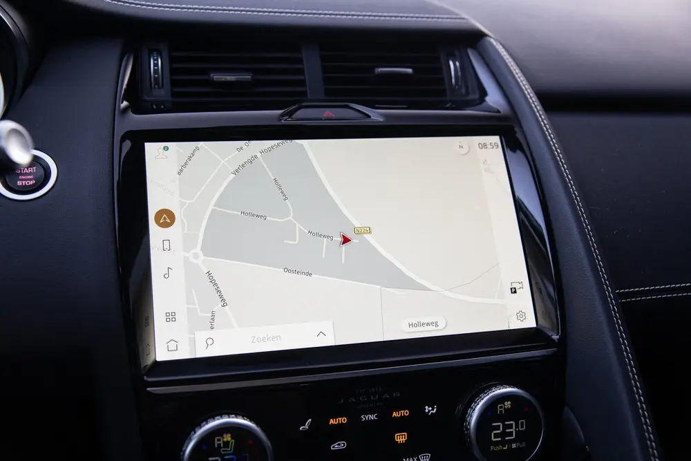 Jaguar E-Pace 1.5 P300e AWD R-Dynamic SE , Panoramadak, Leer uit 2021, foto 18