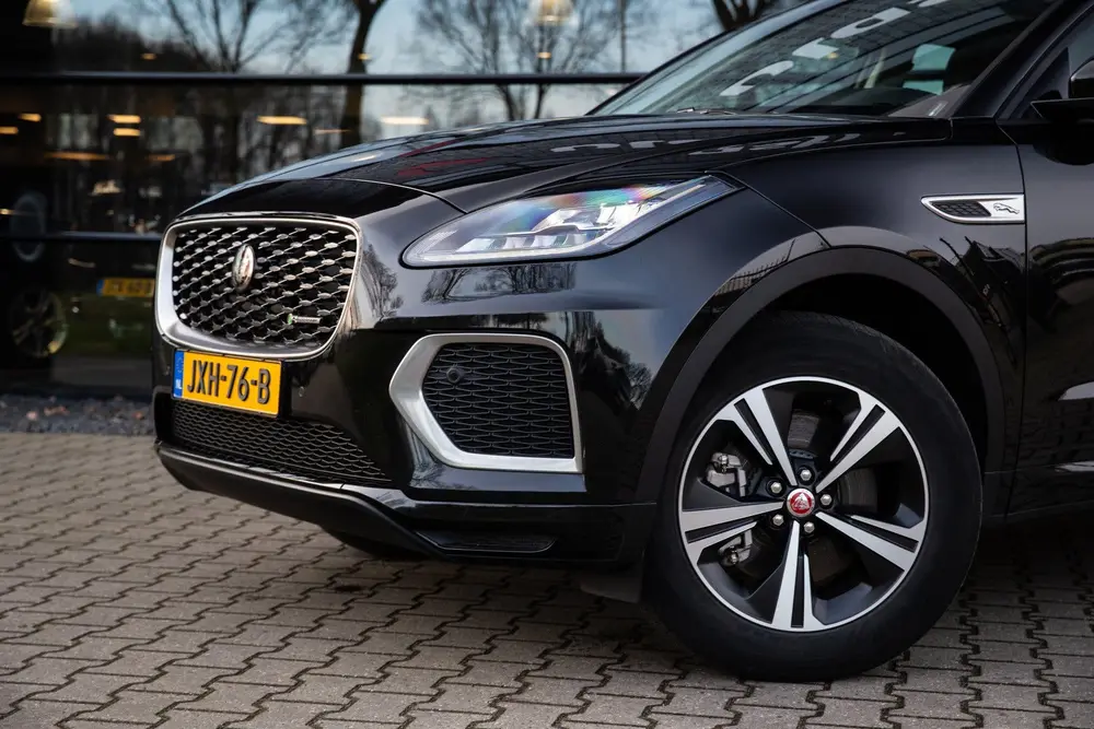 Jaguar E-Pace 1.5 P300e AWD R-Dynamic SE , Panoramadak, Leer uit 2021, foto 8