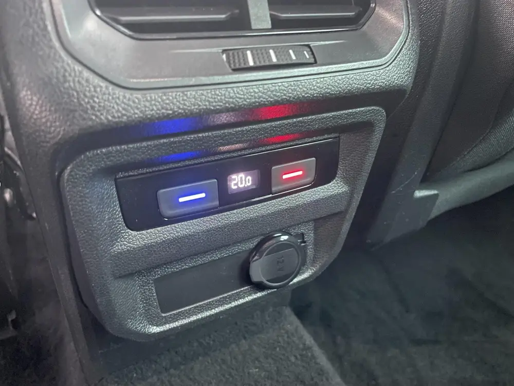 Volkswagen TIGUAN 1.5 TSI Life / Carplay / Add. Cruise / Cli uit 2021, foto 18