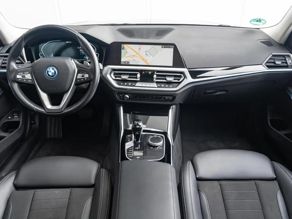 BMW 3-serie Touring 330e SoH 90% uit 2022, foto 7