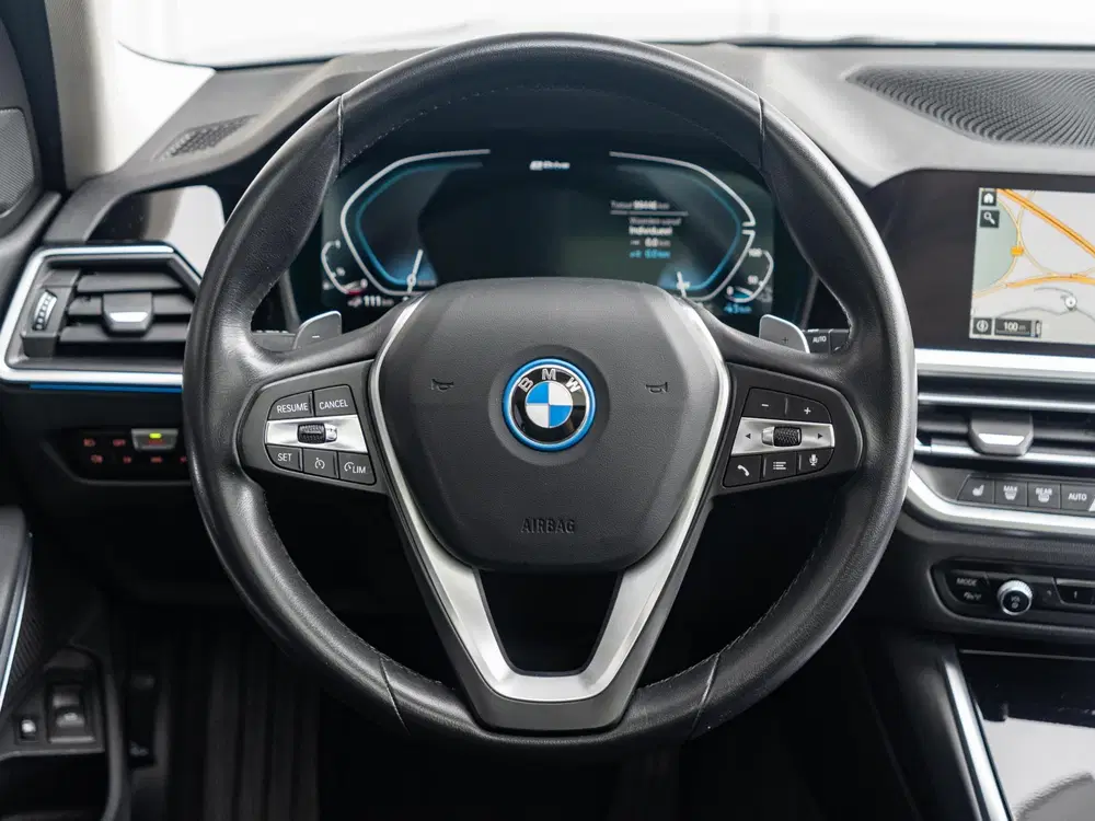 BMW 3-serie Touring 330e SoH 90% uit 2022, foto 8