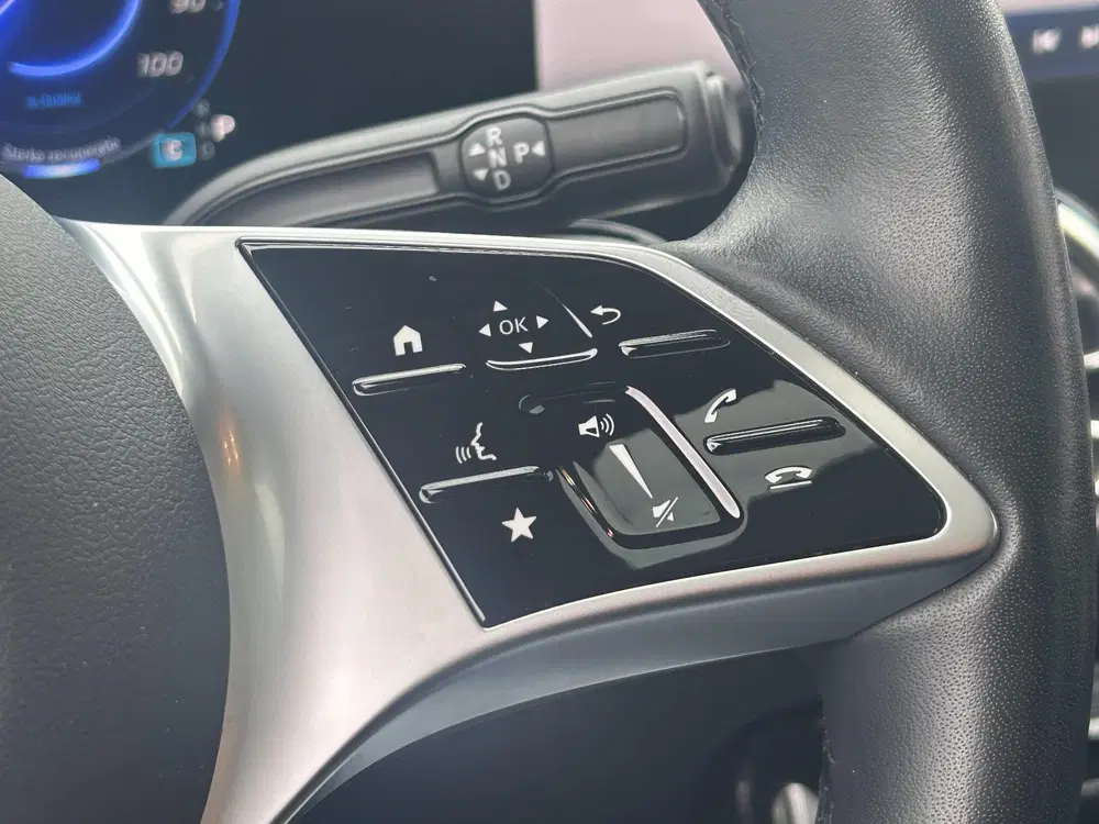 Mercedes-Benz EQB 250+ Luxury Line 71 kWh uit 2024, foto 11