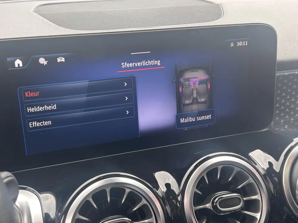 Mercedes-Benz EQB 250+ Luxury Line 71 kWh uit 2024, foto 17