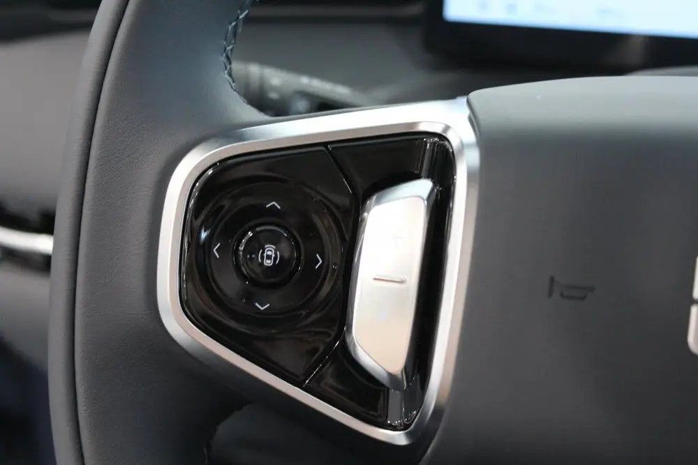 Geely Starray EM-i 1.5 Pro Plug-in uit 2026, foto 11