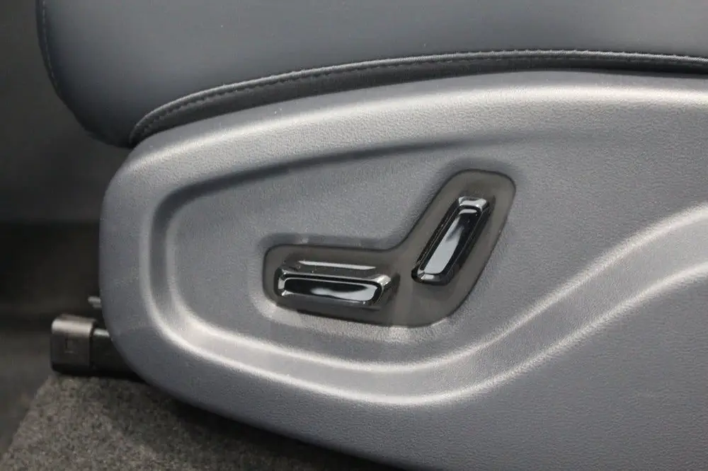 Geely Starray EM-i 1.5 Pro Plug-in uit 2026, foto 7