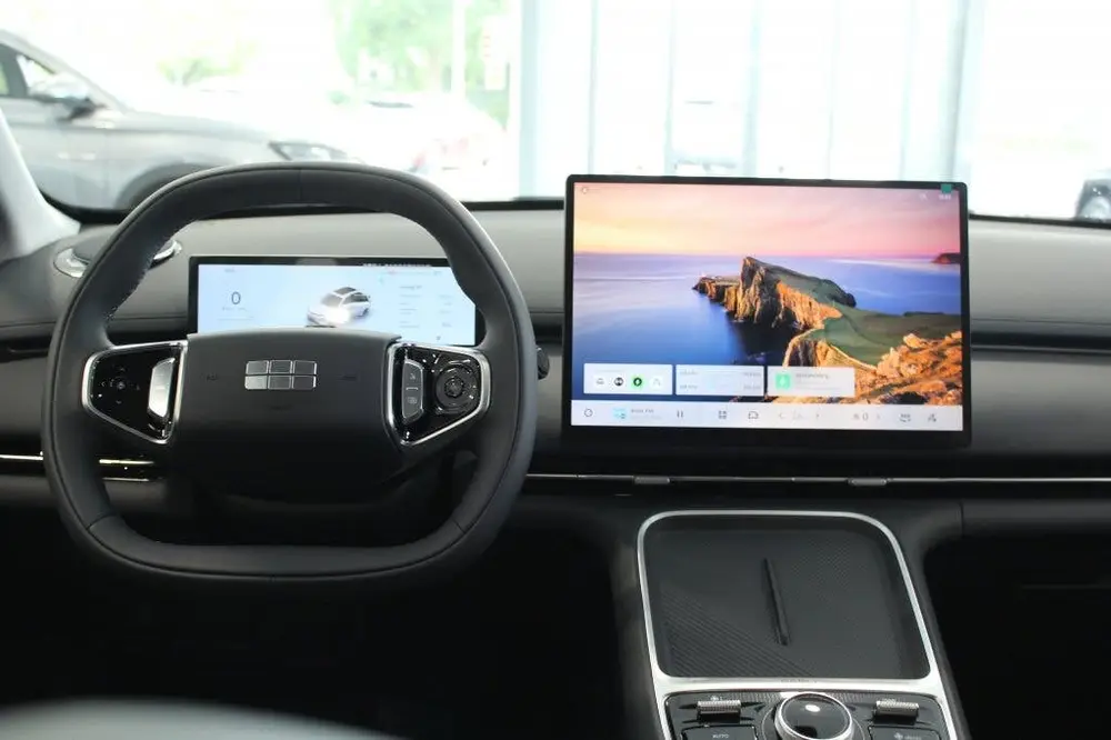 Geely Starray EM-i 1.5 Pro Plug-in uit 2026, foto 9