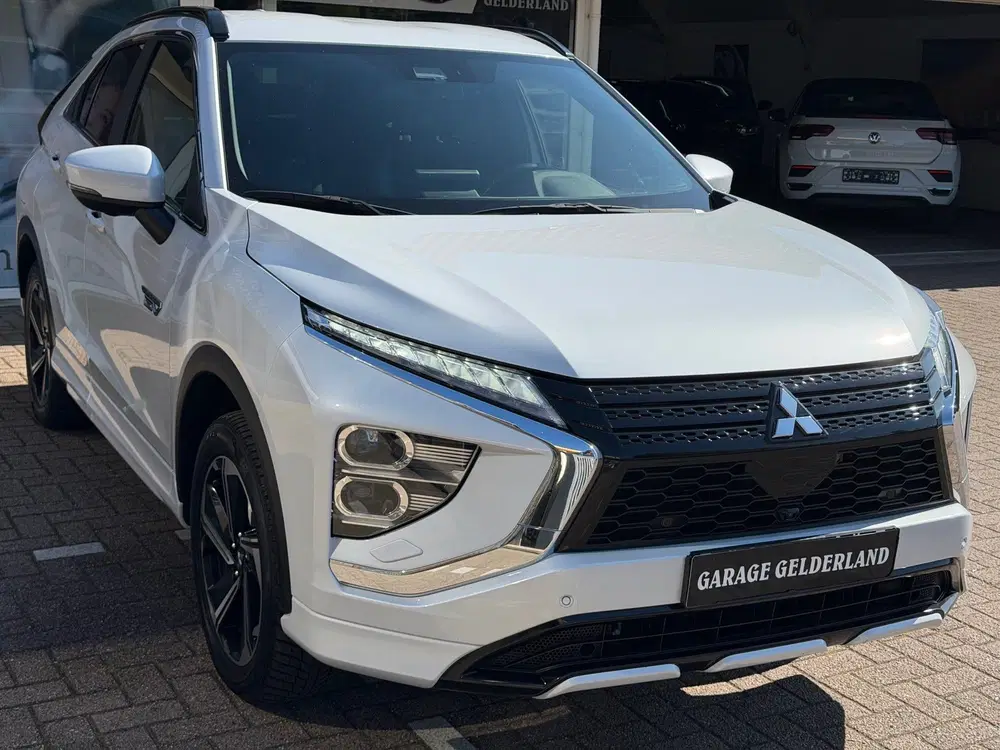 Mitsubishi Eclipse Cross 2.4 PHEV Executive uit 2022, foto 6