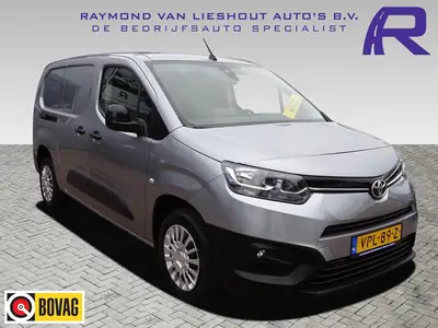 Toyota Proace City 1.5 D-4D Navigator Long 130 PK RECALL REE uit 2022