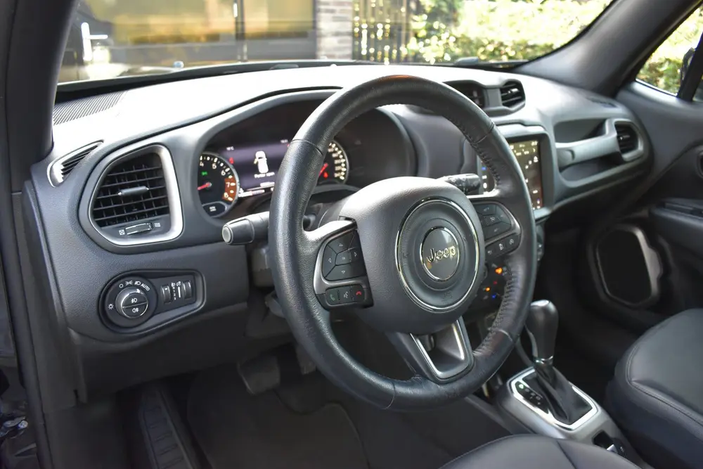 Jeep Renegade 1.3T DDCT S AUT. LEER, ACC, 19'' NIEUWSTAAT! uit 2020, foto 10