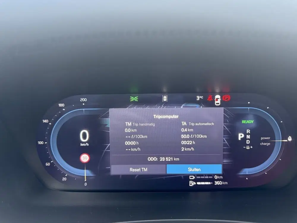 Volvo V90 T8 AWD UItra Dark uit 2025, foto 14