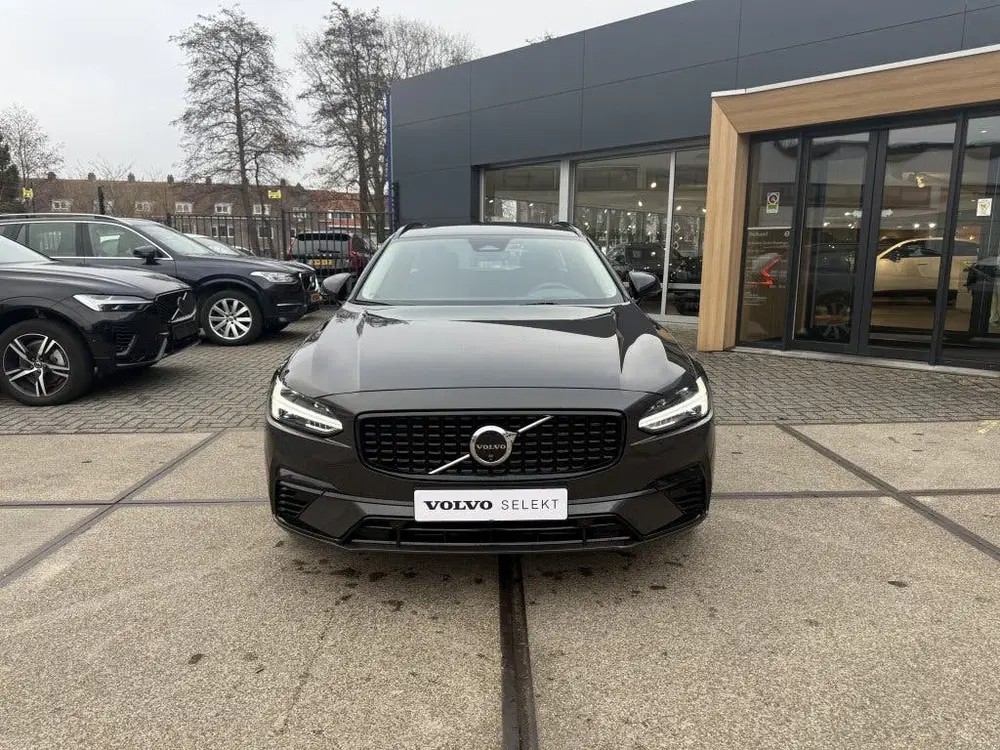 Volvo V90 T8 AWD UItra Dark uit 2025, foto 8