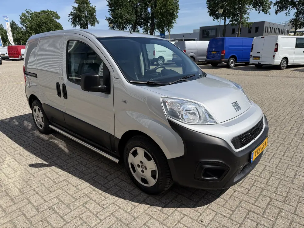 Fiat Fiorino 1.3 MJ Adventure uit 2023, foto 4