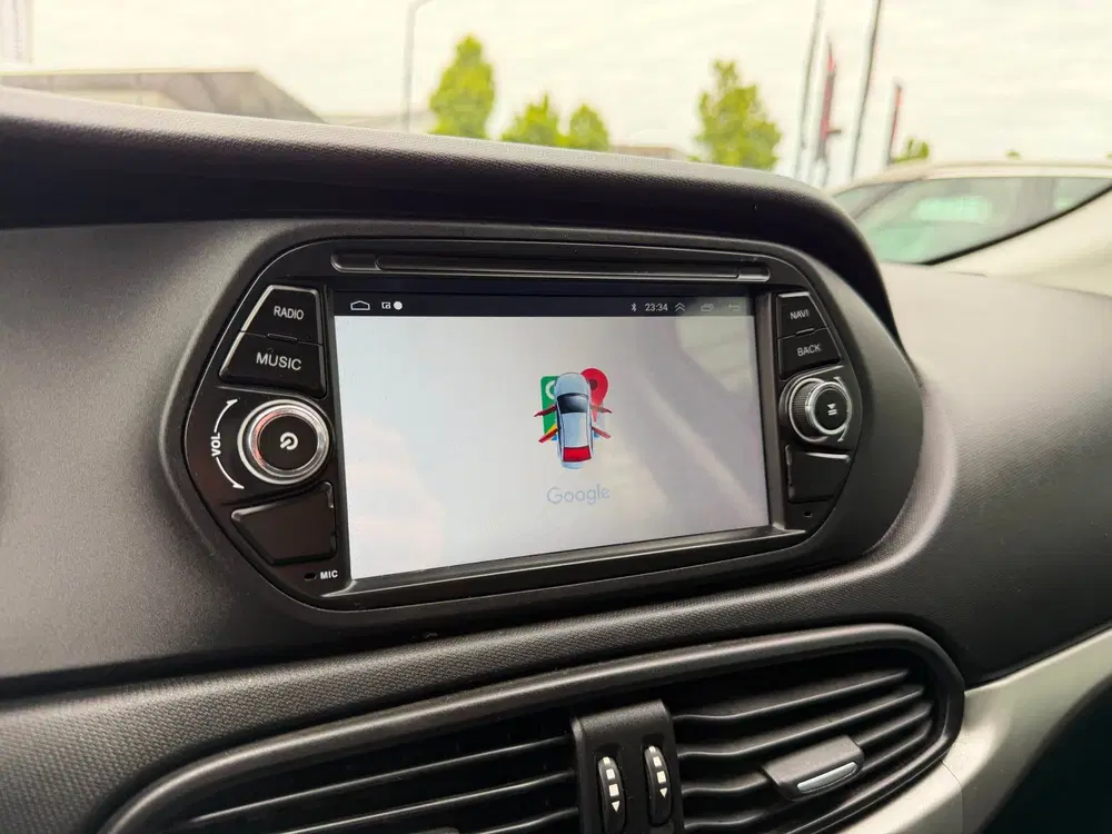 Fiat Tipo 1.4 Street Airco uit 2020, foto 18