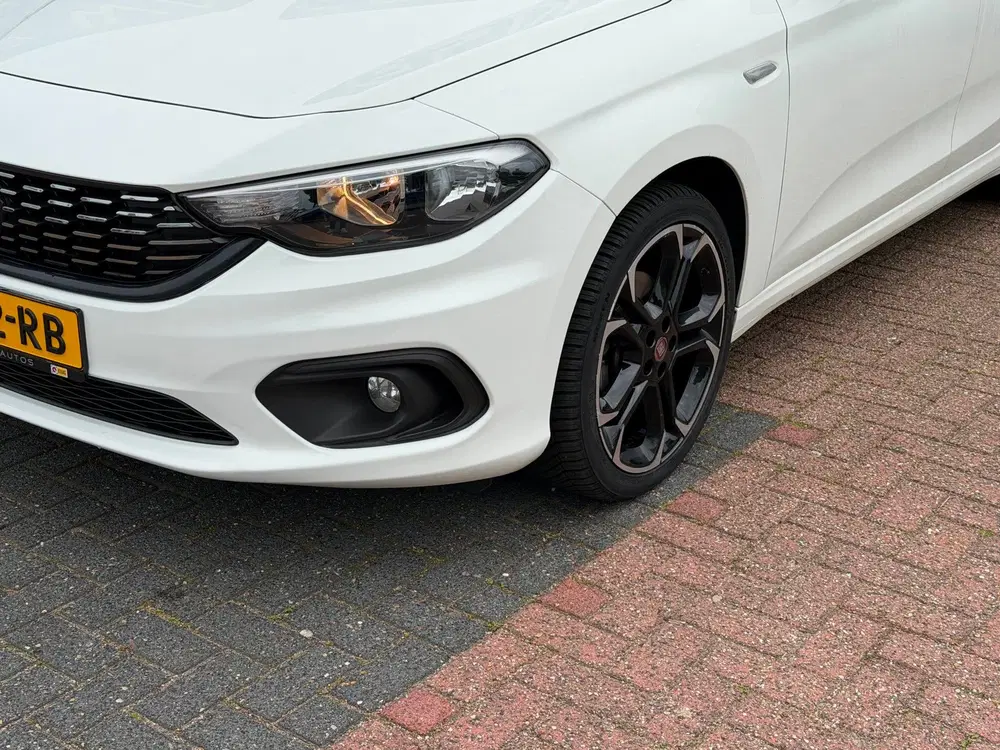Fiat Tipo 1.4 Street Airco uit 2020, foto 4
