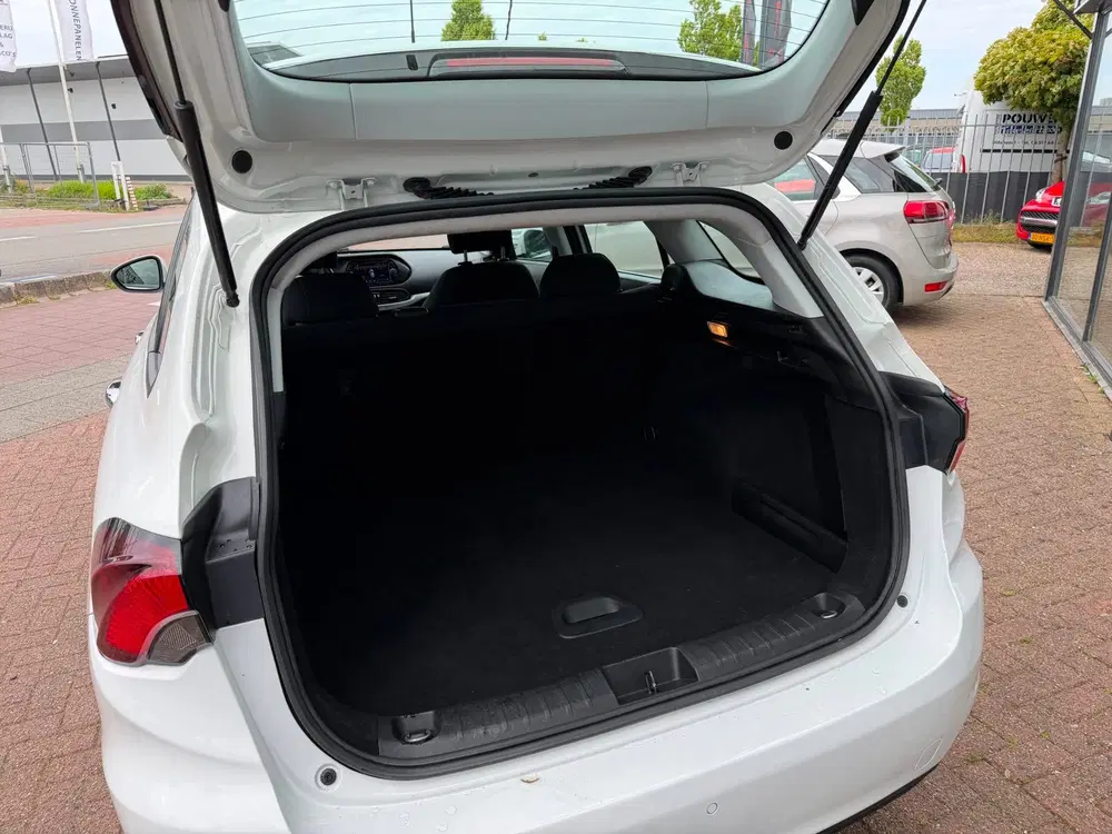 Fiat Tipo 1.4 Street Airco uit 2020, foto 9