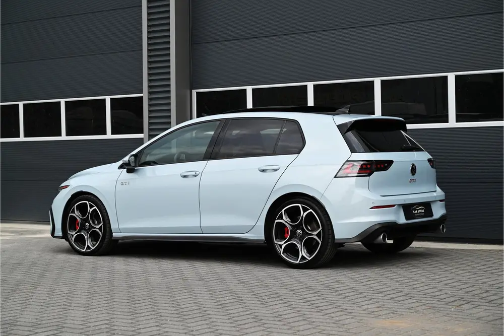 Volkswagen Golf 2.0 TSI GTI 265 PK 8.5 / PANO / CRYSTAL ICE uit 2024, foto 18