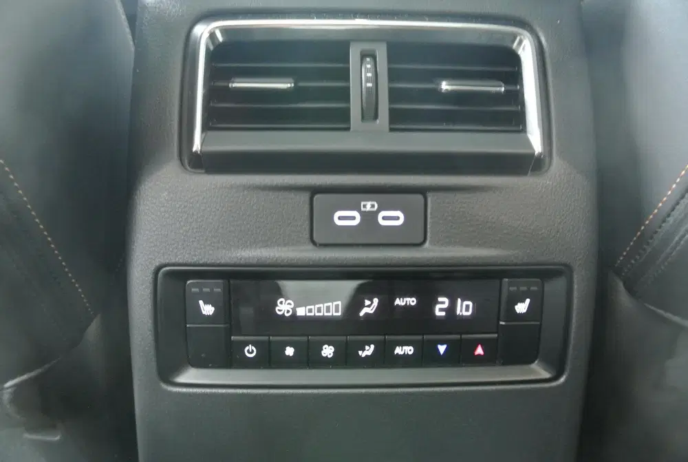 Mazda CX-80 2.5 e-SkyActiv PHEV Homura Plus 6p. uit 2025, foto 12
