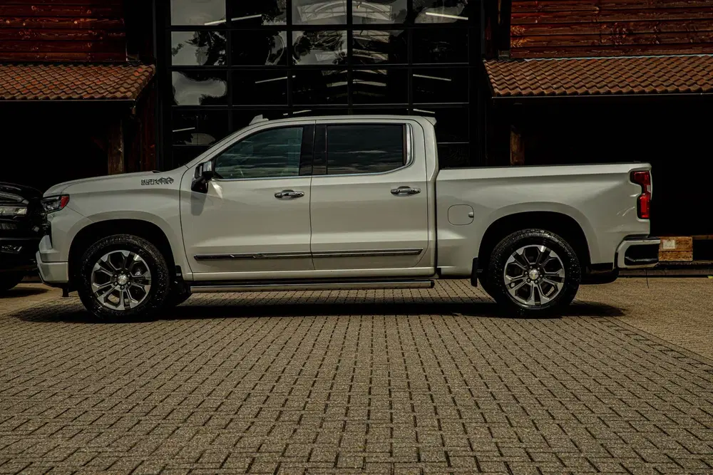 Chevrolet Silverado Full options uit 2023, foto 4