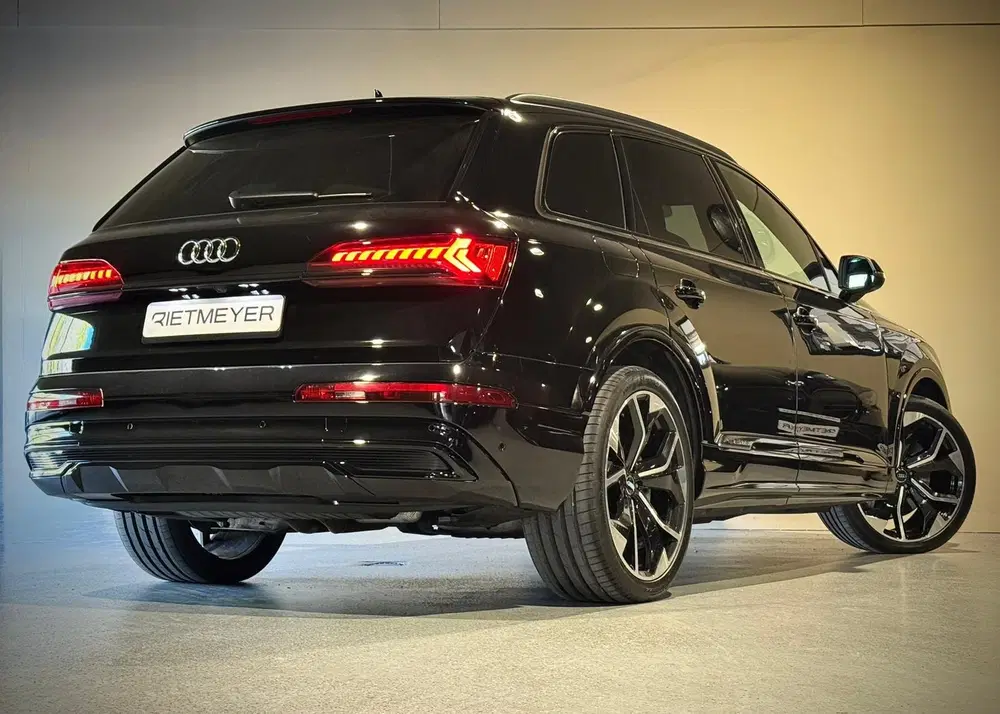 Audi Q7 55 TFSI e quattro S Line uit 2021, foto 10