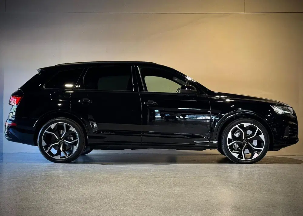 Audi Q7 55 TFSI e quattro S Line uit 2021, foto 11