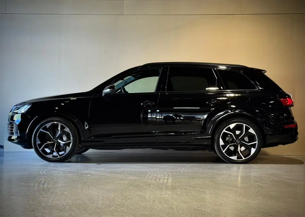 Audi Q7 55 TFSI e quattro S Line uit 2021, foto 6