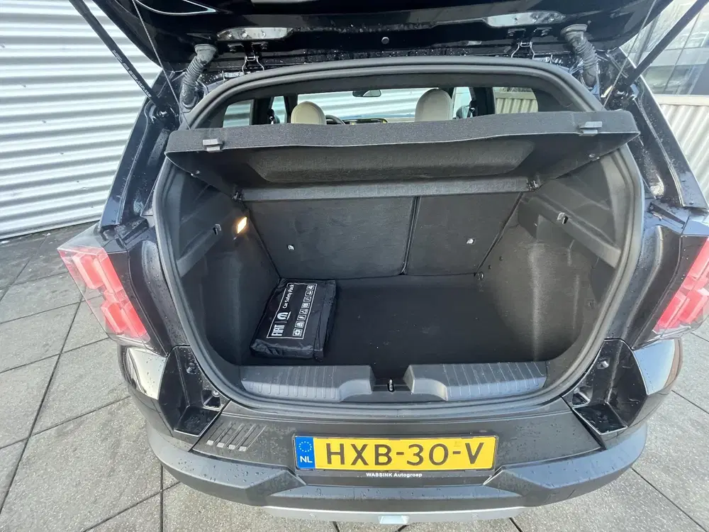 Fiat Grande Panda La Prima 11 kW 44 kWh Navigatie uit 2025, foto 16