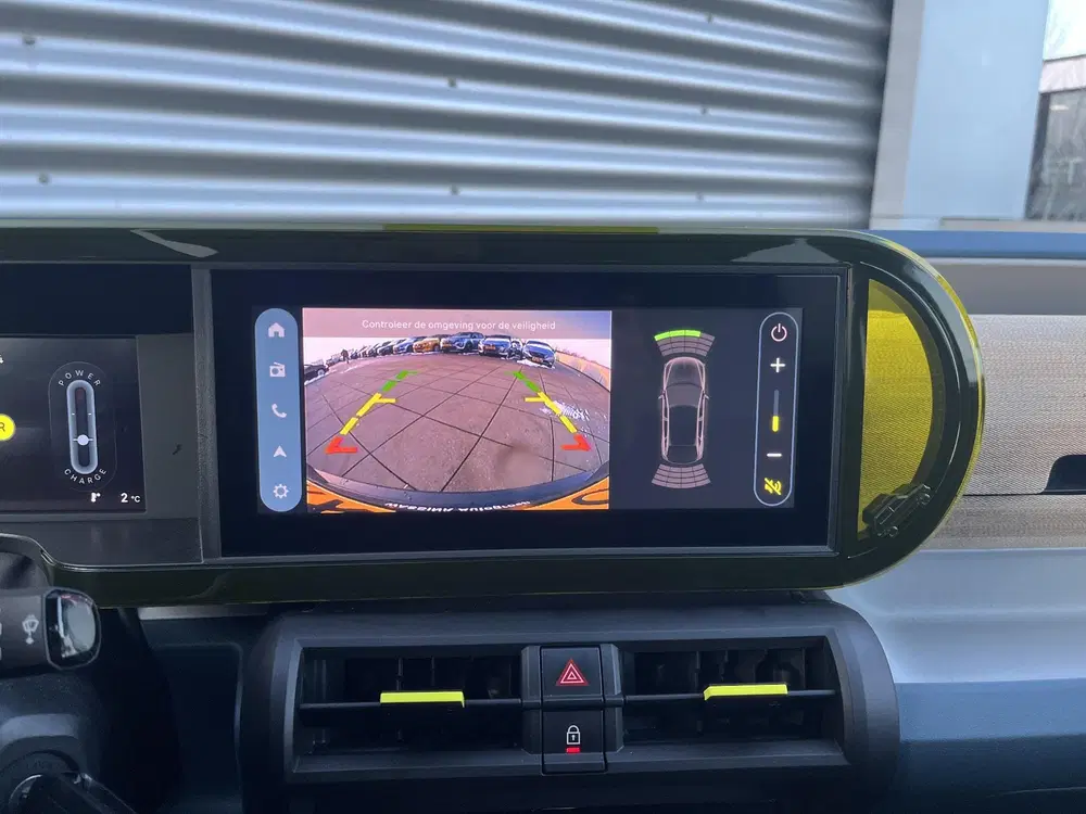 Fiat Grande Panda La Prima 11 kW 44 kWh Navigatie uit 2025, foto 19