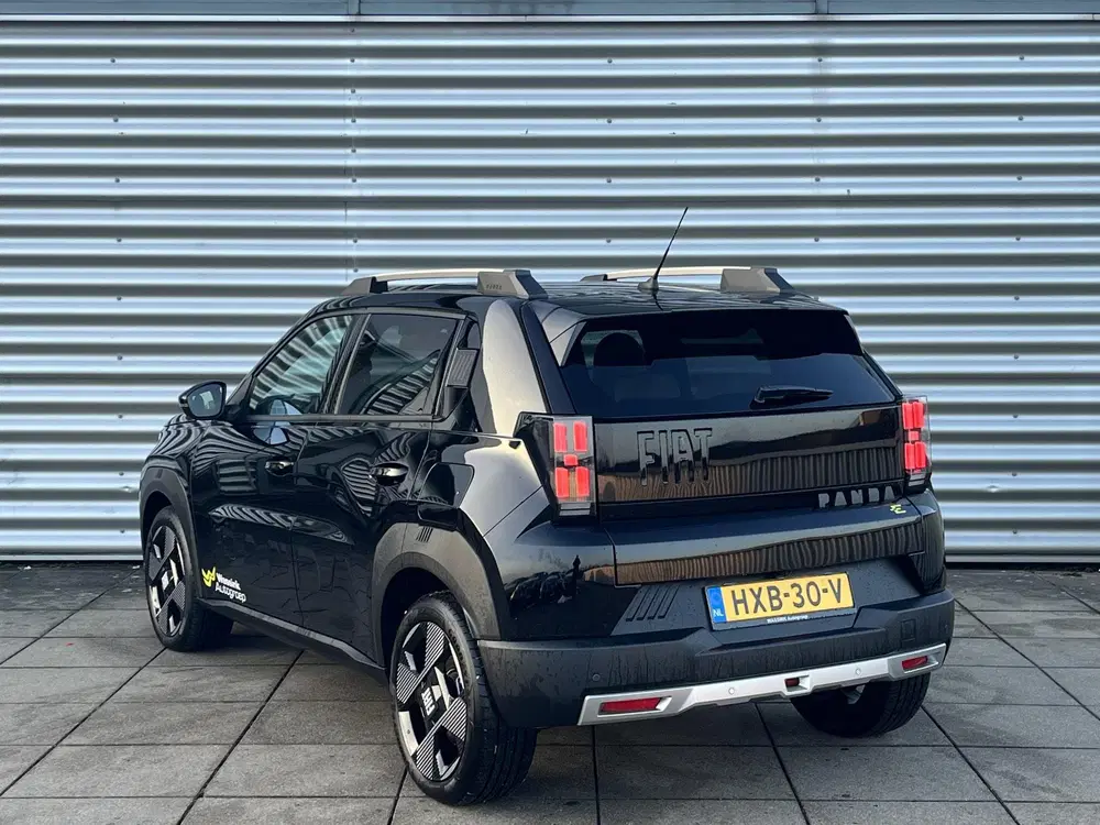 Fiat Grande Panda La Prima 11 kW 44 kWh Navigatie uit 2025, foto 4