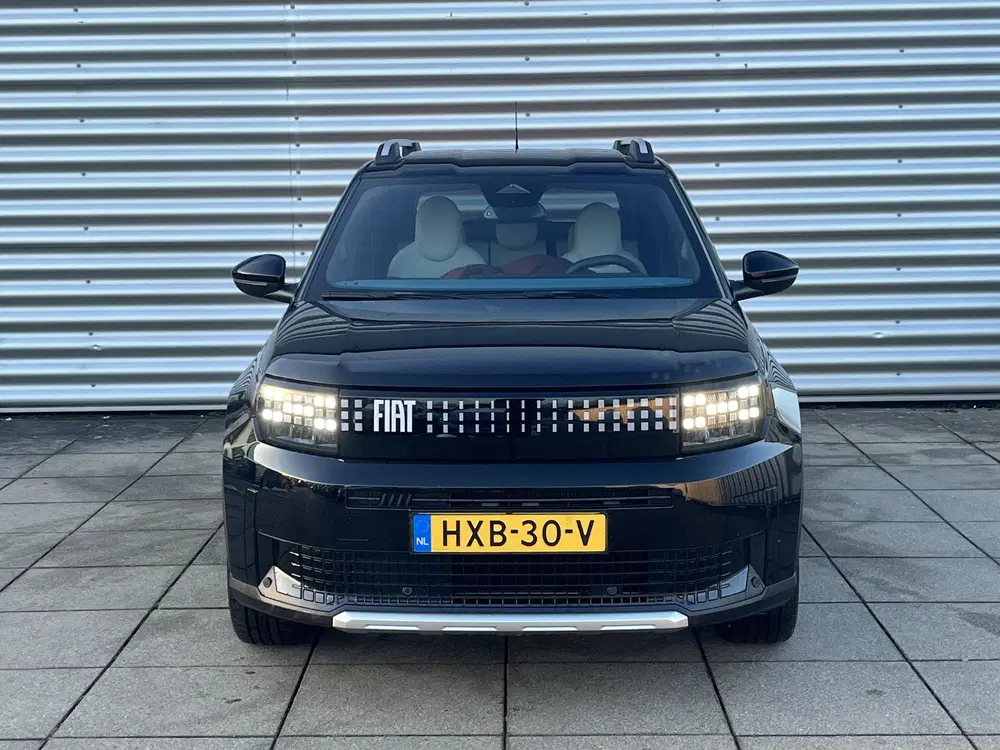 Fiat Grande Panda La Prima 11 kW 44 kWh Navigatie uit 2025, foto 8