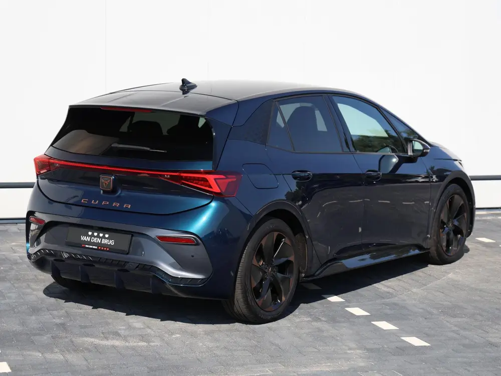 Cupra Born Essential 62 kWh 204pk uit 2024, foto 5