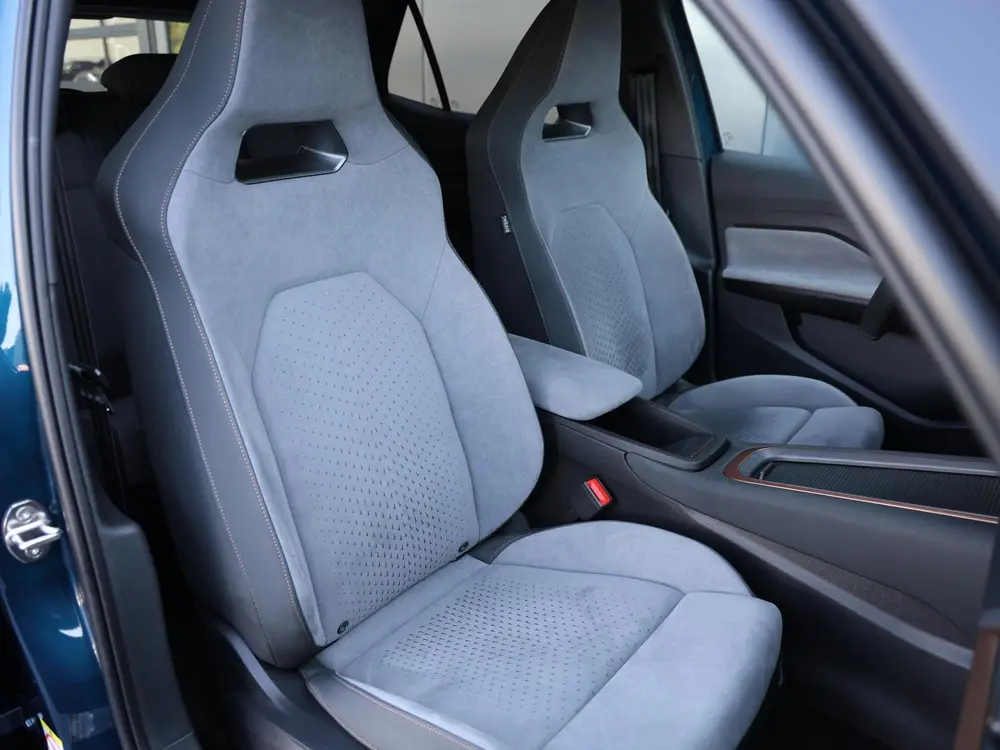 Cupra Born Essential 62 kWh 204pk uit 2024, foto 8