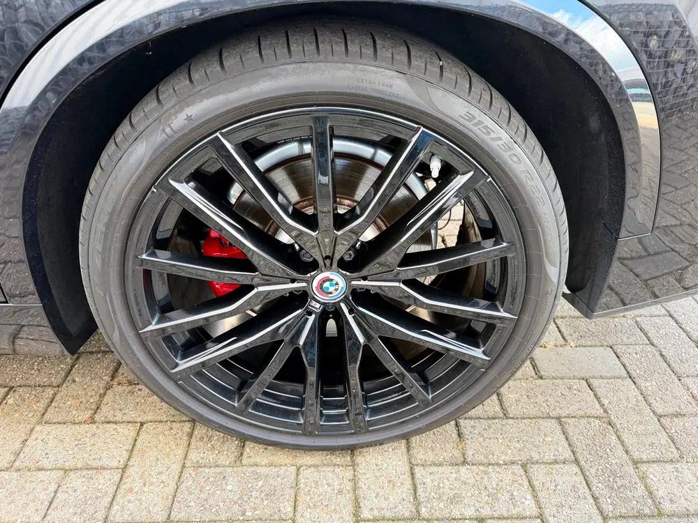 BMW X5 X-Drive 45e M-50 Jaar Edition Panoramadak uit 2023, foto 19