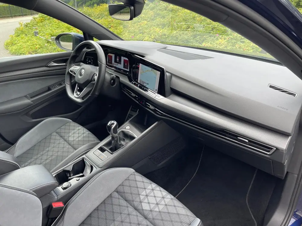 Volkswagen Golf 1.5 TSI R-Line Virtual Camra IQ Light Matrix uit 2021, foto 14