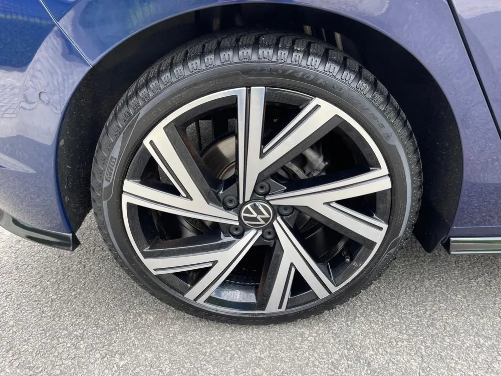 Volkswagen Golf 1.5 TSI R-Line Virtual Camra IQ Light Matrix uit 2021, foto 18