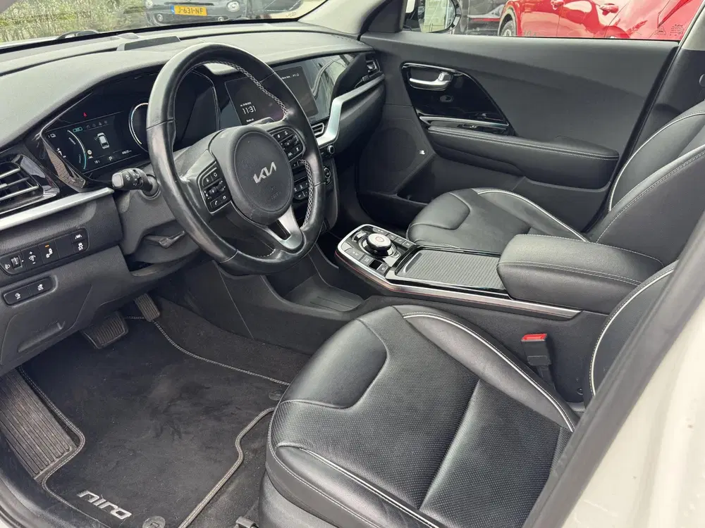 Kia Niro ExecutiveLine 64 kWh uit 2022, foto 19