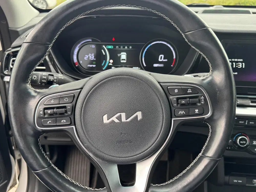 Kia Niro ExecutiveLine 64 kWh uit 2022, foto 20
