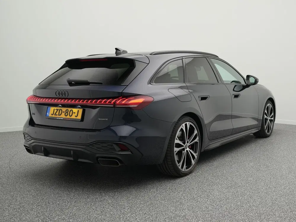 Audi A5 S-Line 2.0 e-hybrid 299 PK QUATTRO uit 2026, foto 2