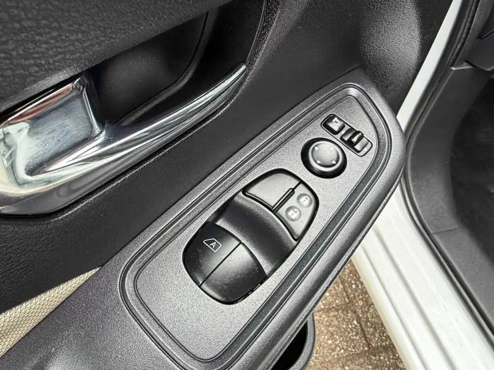 Nissan Micra 1.0 IG-T 101PK Automaat uit 2019, foto 15