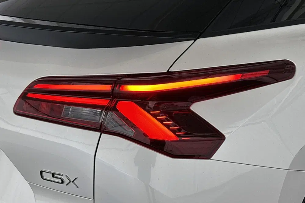 Citroën C5 X Citroen C5 X 1.2 PureTech Plus Automaat Le uit 2024, foto 19