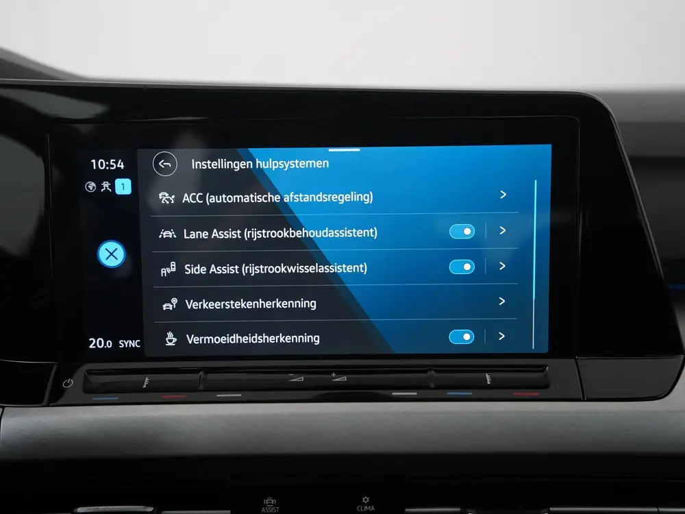 Volkswagen Golf 1.5 eTSI Life DSG | Schuifdak | Camera | Zon uit 2023, foto 20