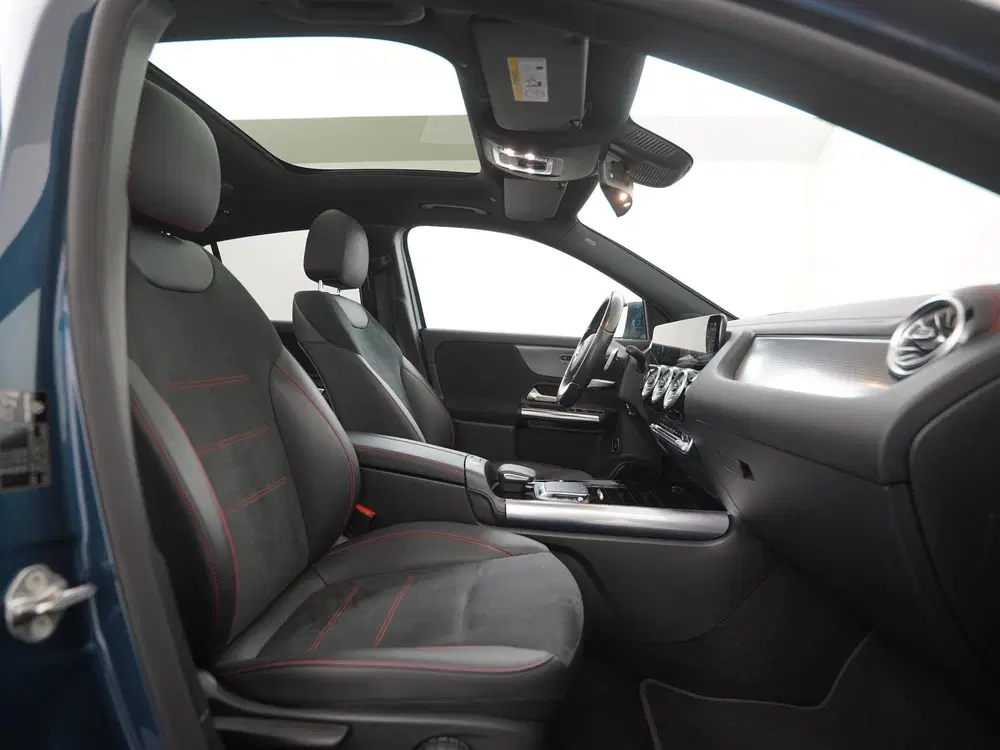 Mercedes-Benz EQA 250 AMG Line 67kWh uit 2022, foto 3