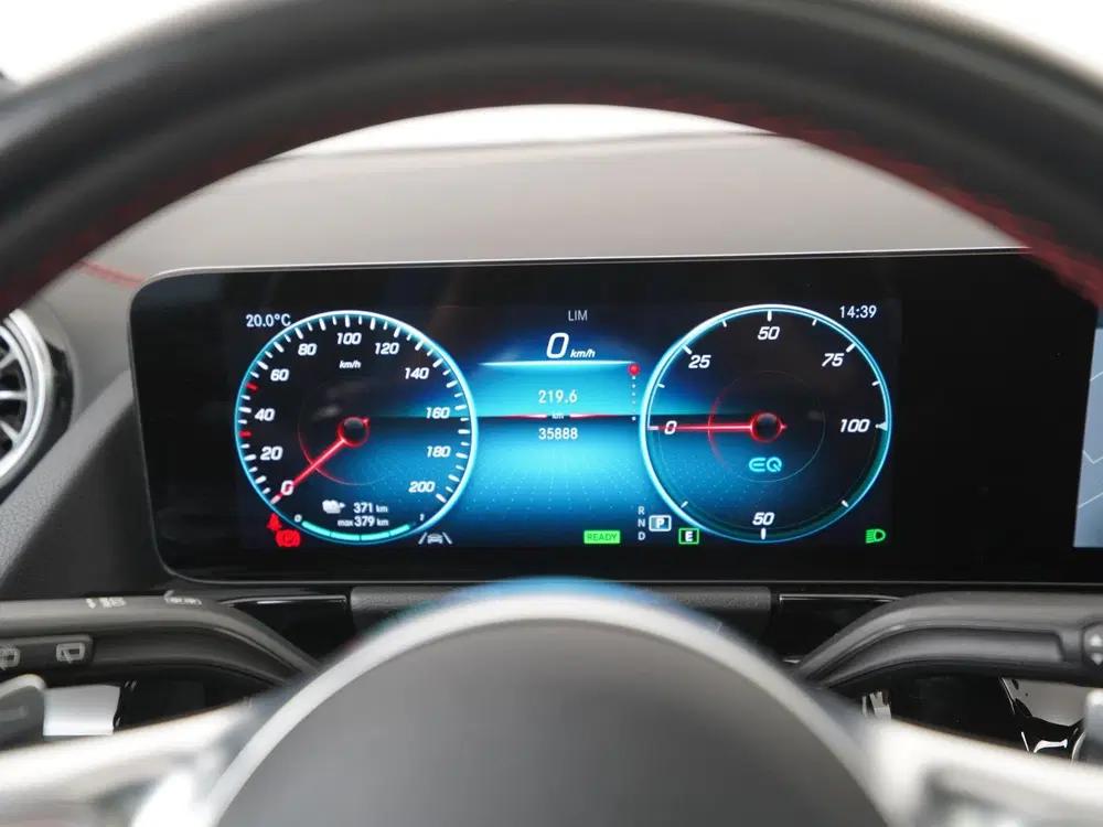 Mercedes-Benz EQA 250 AMG Line 67kWh uit 2022, foto 9