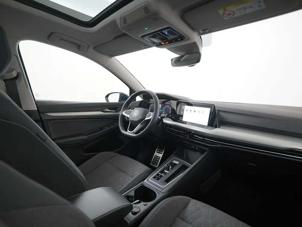 Volkswagen Golf Variant 1.0 eTSI Life DSG | Panoramadak | St uit 2024, foto 2