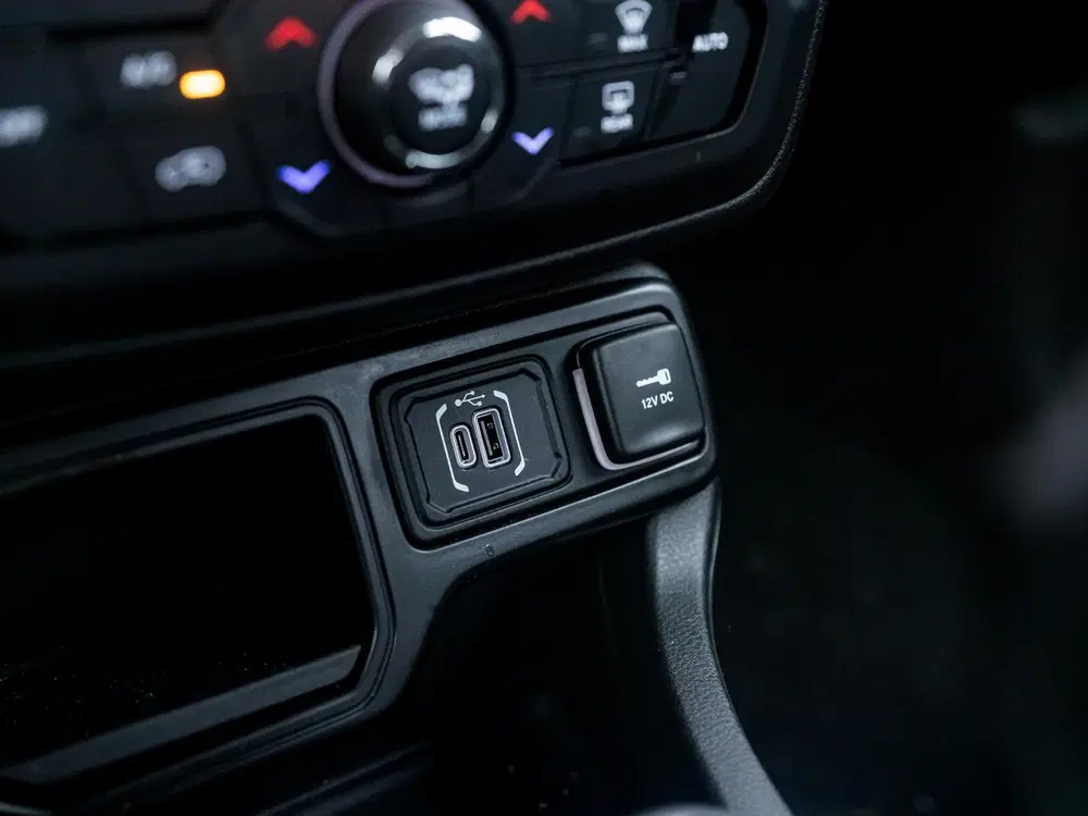 Jeep Renegade 1.5T e-Hybrid Summit uit 2025, foto 20