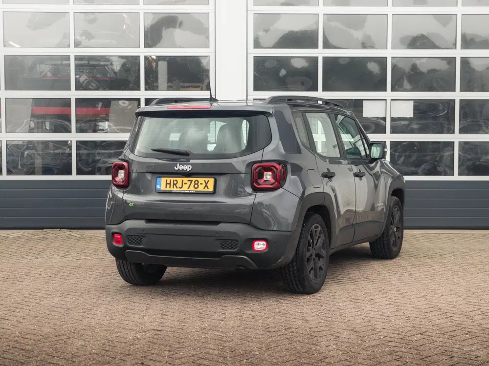 Jeep Renegade 1.5T e-Hybrid Summit uit 2025, foto 5