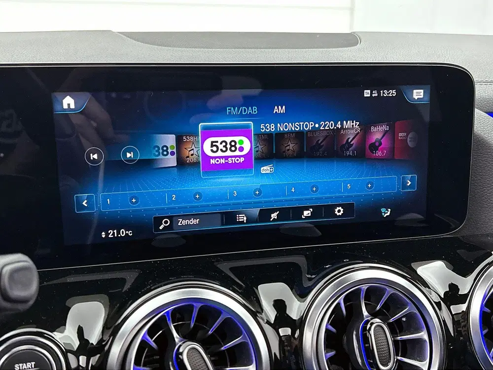 Mercedes-Benz B-Klasse 250 e Premium PANORAMADAK uit 2021, foto 12